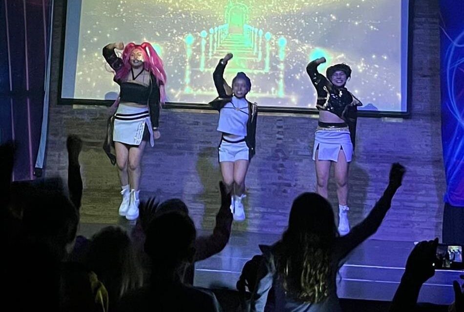 «Guerreras del K-pop»: un show que traspasó la pantalla y puso a bailar a los más peques