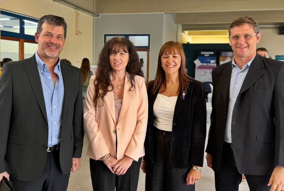 La UNL presentó oficialmente a Gimena Dezar como directora del Centro Universitario Gálvez