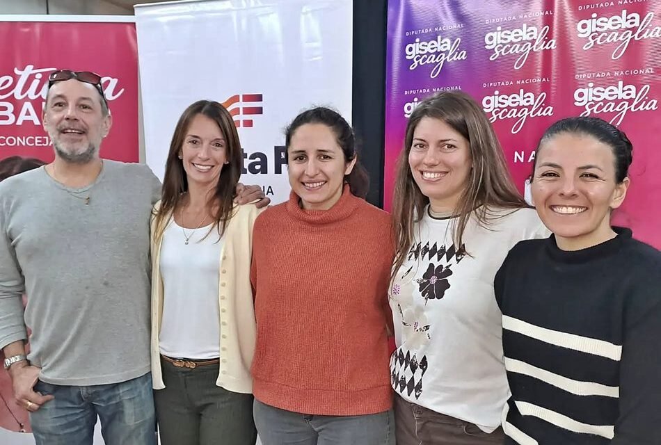 Se lanzó el programa «Nueva Oportunidad» en la Biblioteca Popular