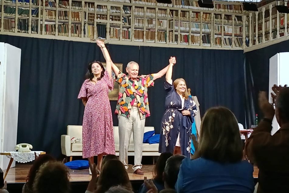 Este domingo se despide “Se me murió entre los brazos”
