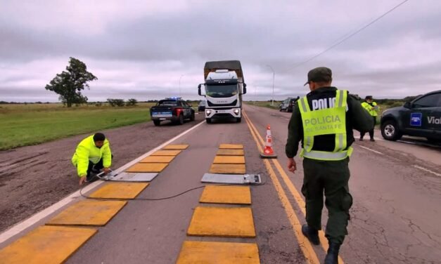 Santa Fe intensifica el control de cargas: 400 operativos y 11.700 camiones fiscalizados
