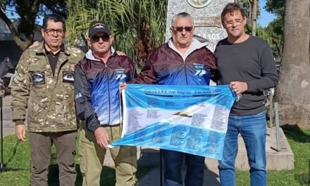 Gálvez homenajeó a los héroes del ARA General Belgrano a 44 años de su hundimiento