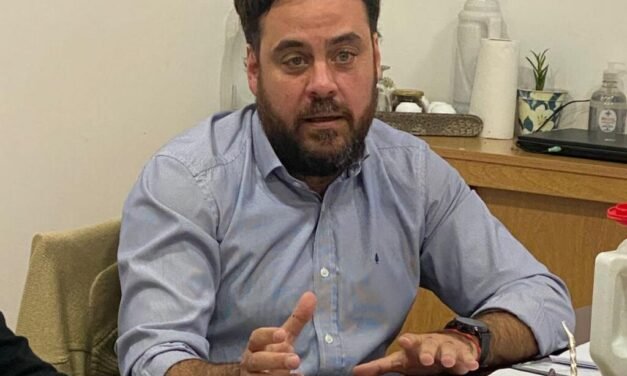Bacarella presentó el reclamo de los vecinos por el estado del cementerio privado y de una cuadra de calle Baigorria