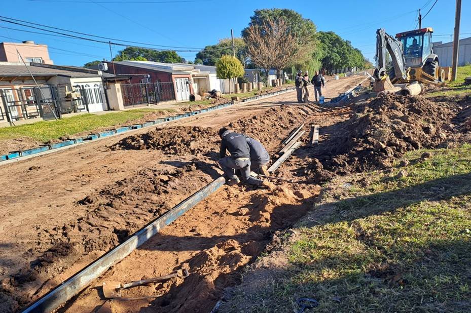 Municipio: avanza obra de 9 cuadras de cordón cuneta