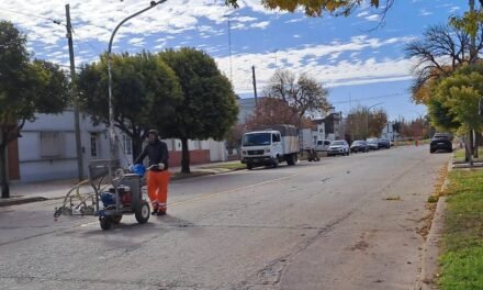 Tras gestiones del Municipio, Vialidad trabaja en la demarcación de las calles que les corresponden