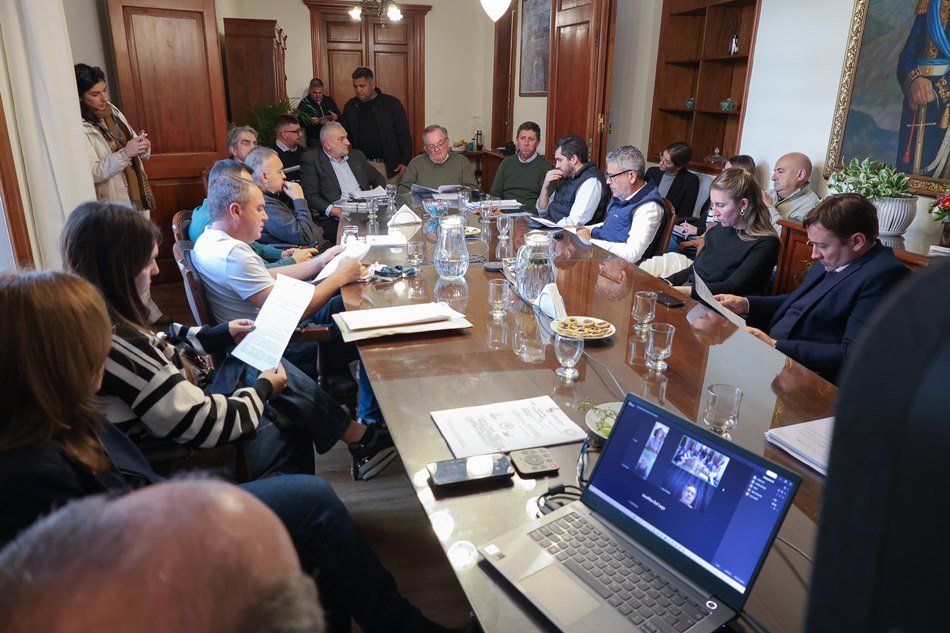 Senadores analizaron el proyecto de Caminos Productivos y Rurales