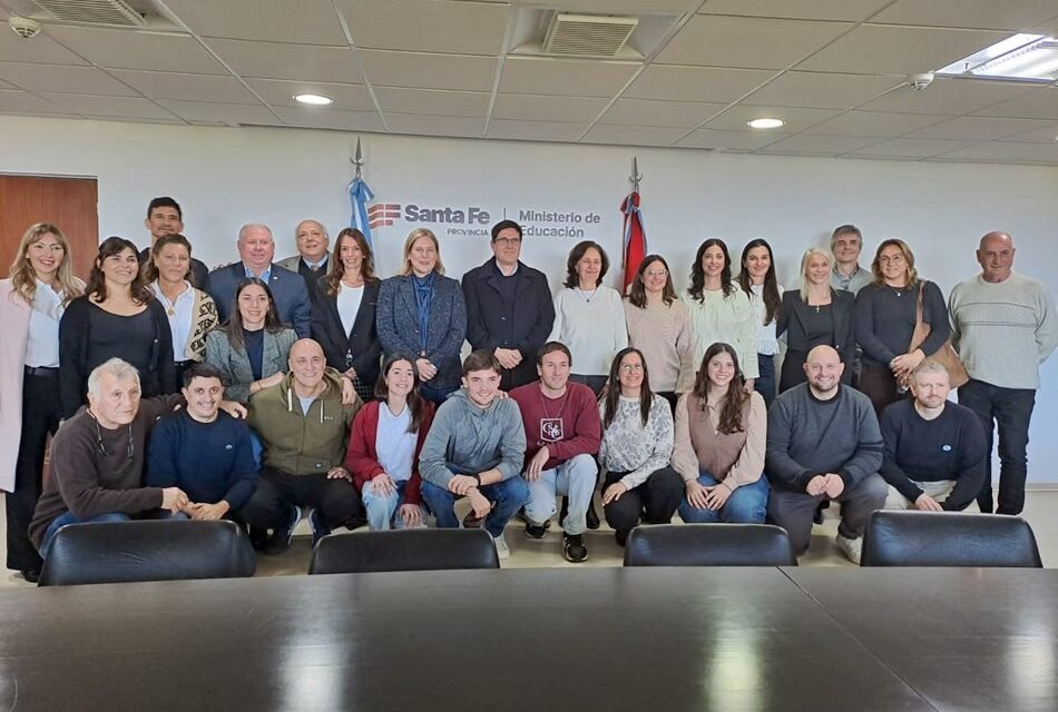 Confirmaron la continuidad permanente de la carrera de Educación Física en Gálvez