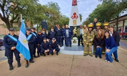 Día Nacional del Bombero Voluntario II: acto en el monolito que los recuerda por su «sacrificio, valor y abnegación»