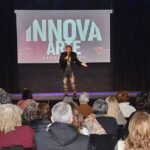 «Reíte hoy porque mañana te puede faltar un diente»: el humor de Chiqui Abecasis pasó por la ciudad