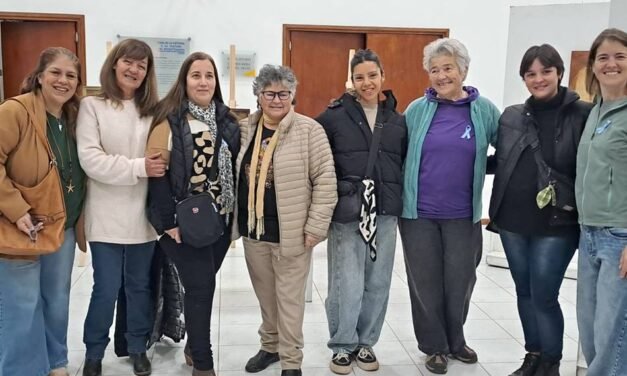 La muestra itinerante “Forma y color” llegó a Gálvez para unir el arte de la región
