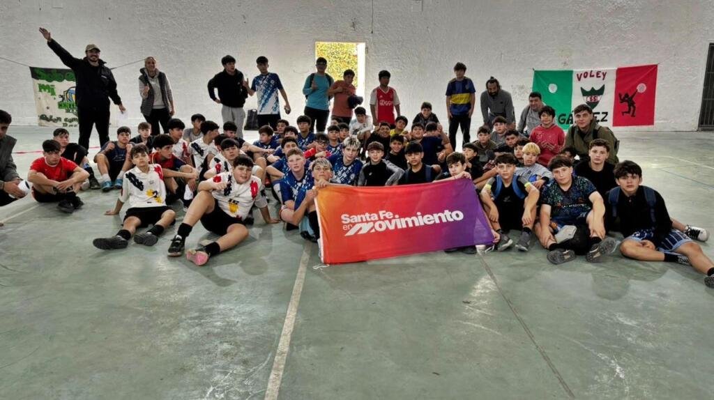 «Santa Fe en Movimiento» puso en marcha su edición 2026 en Gálvez: la Escuela de Comercio clasificó en futsal