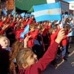 Con el celeste y blanco en el corazón: emocionante «Sí, prometo» de los peques de 4to. grado de las escuelas de Gálvez