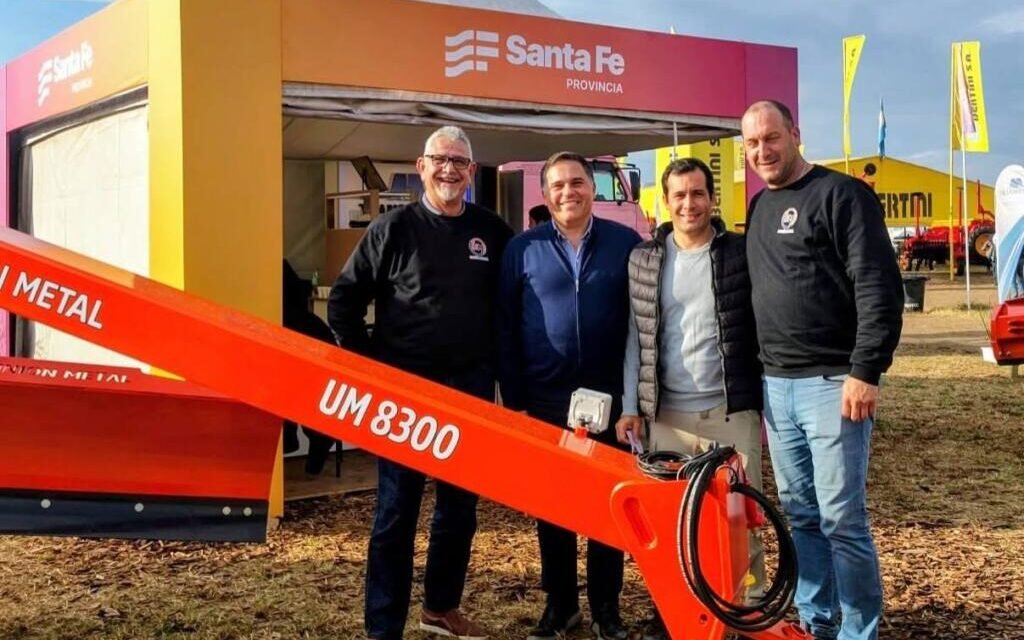 Bdo. de Irigoyen: la Comuna adquirió maquinaria para mejor mantenimiento de caminos rurales