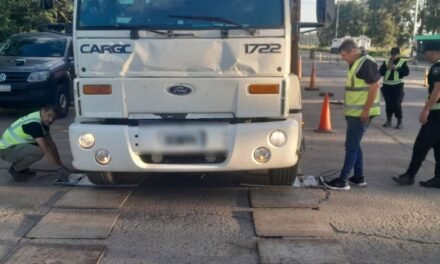 «Santa Fe Pesa»: con más de 10.000 camiones fiscalizados, se detectaron más de 1.600 toneladas de exceso en rutas provinciales