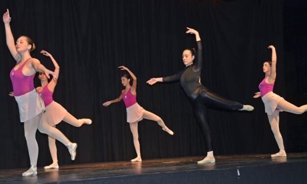La delicadeza del ballet y la energía de los ritmos urbanos dijeron presente en la premuestra de Estudio “Cuerpo y Alma”