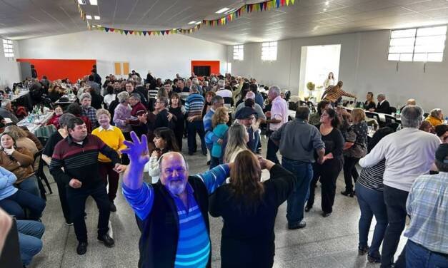 Unas 300 personas dijeron presente en el almuerzo patronal de Campo Piaggio