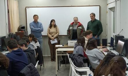 Comenzó la segunda edición de «Más allá del código», propuesta tecnológica gratuita para estudiantes secundarios
