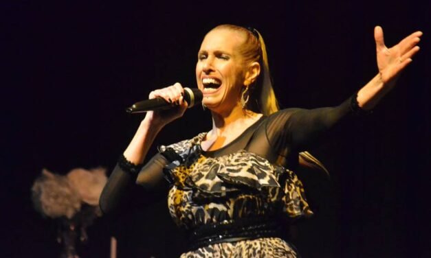 Sol Fernández llevó su homenaje a Valeria Lynch a la CHCB