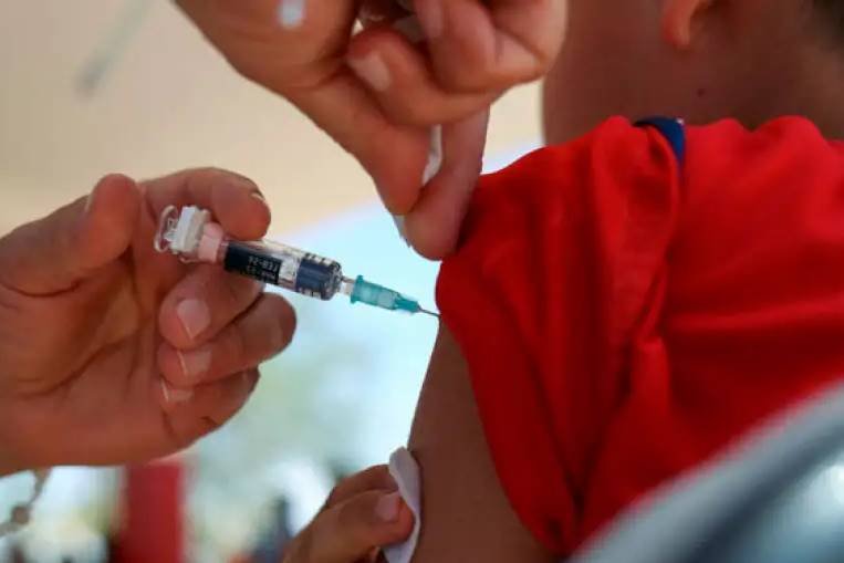 Desde el vacunatorio del Hospital refuerzan control en los esquemas de vacunación en niños
